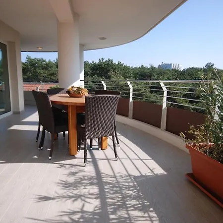 Apartment Residenza Shiva